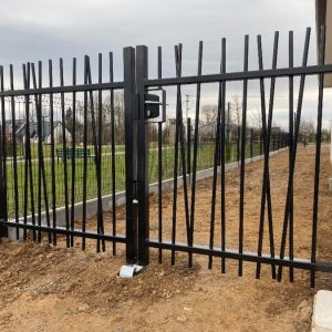 installation portail barreaudé Clovan